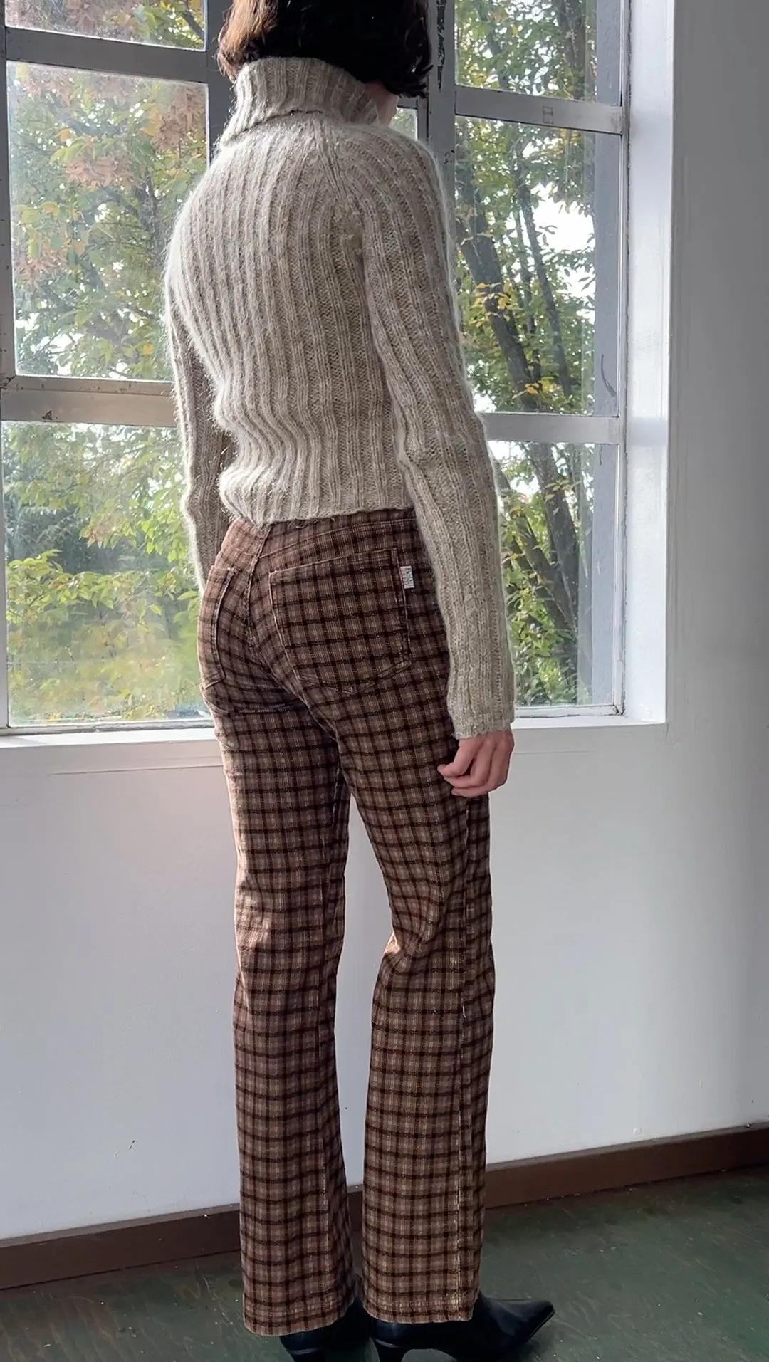 Brown Corduroy Bootcut Pants (S)