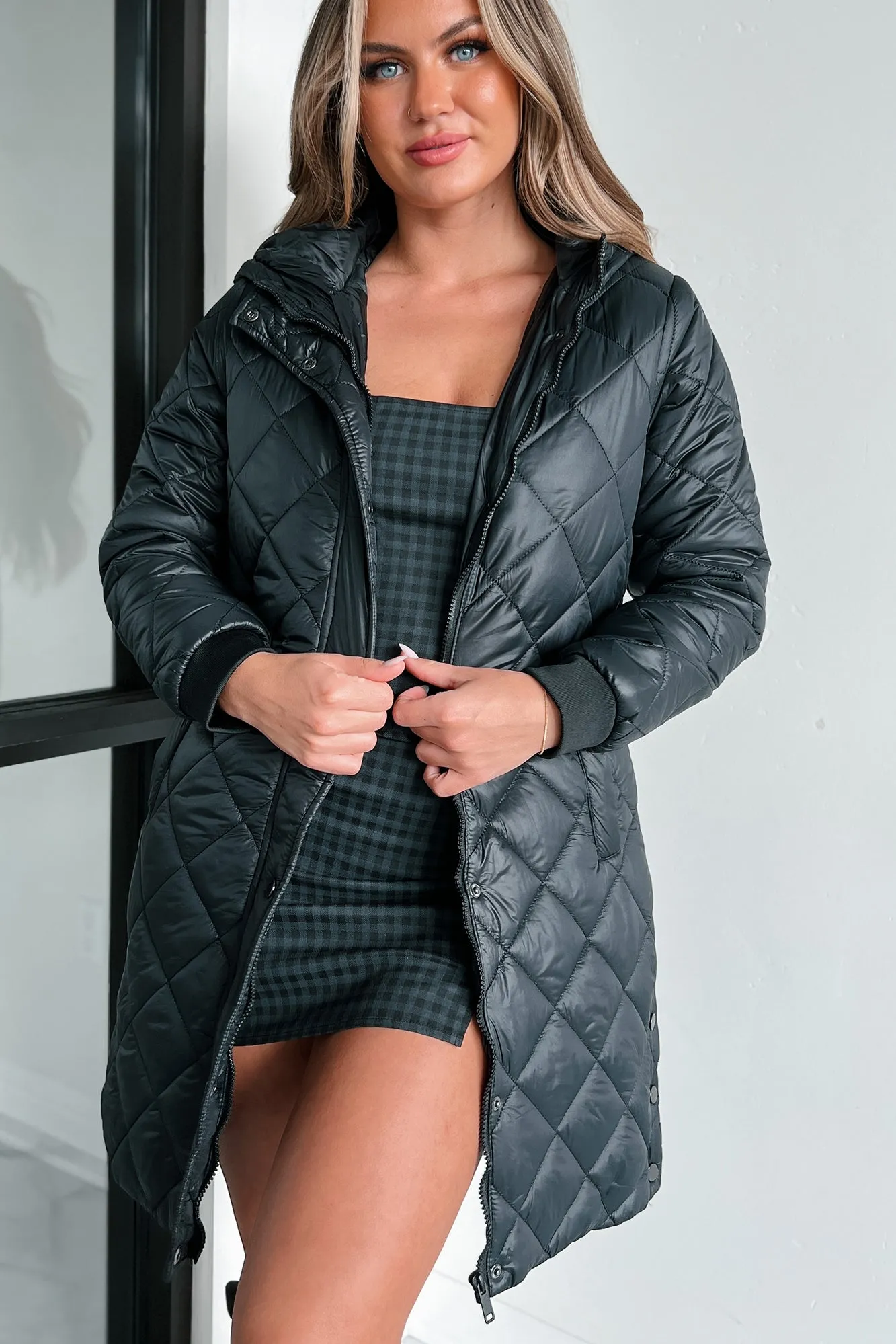Headed For The Alps Quilted Jacket With Hood (Black)