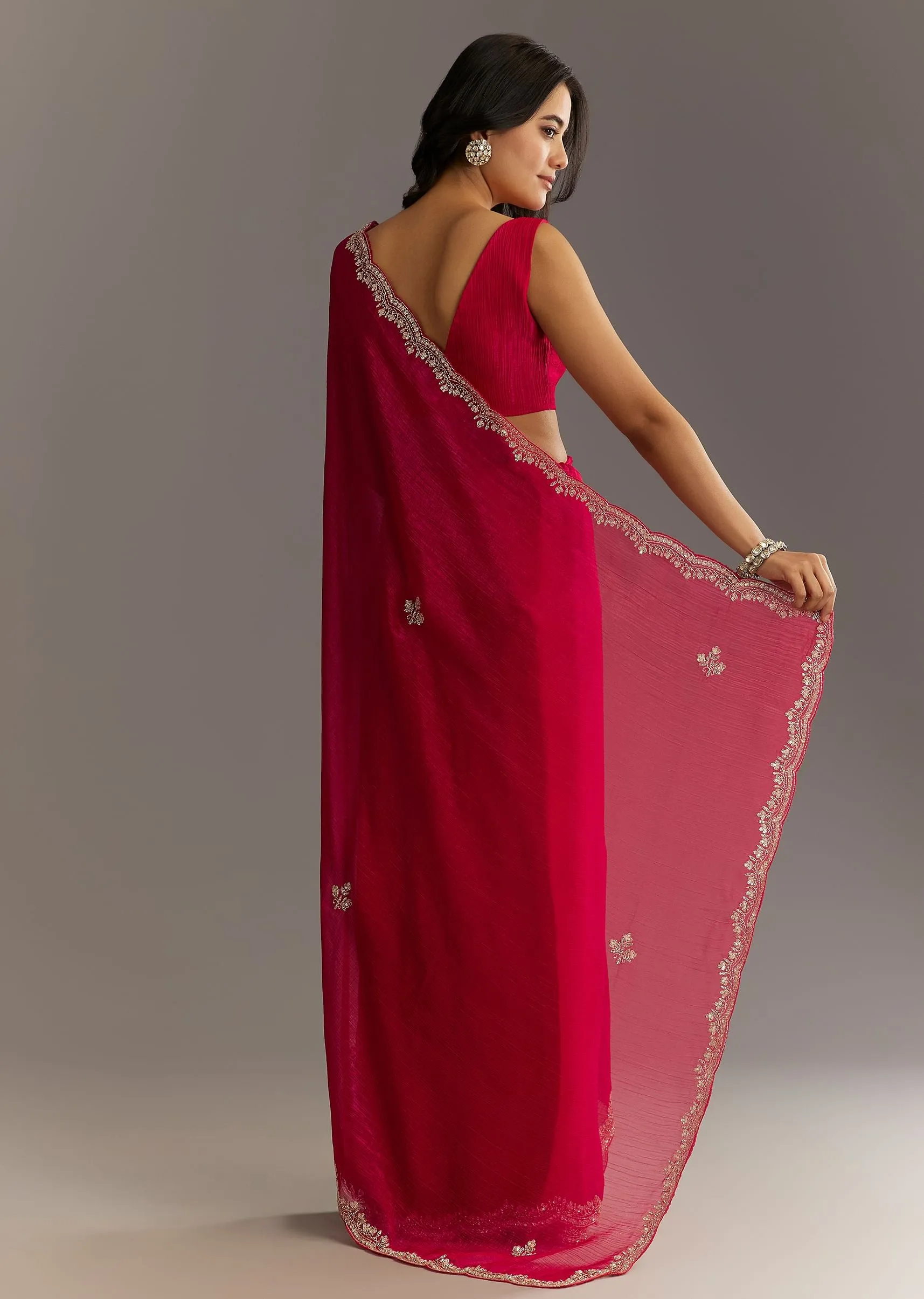 Magenta Crushed Tissue Saree With Cutdana And Scallop Border