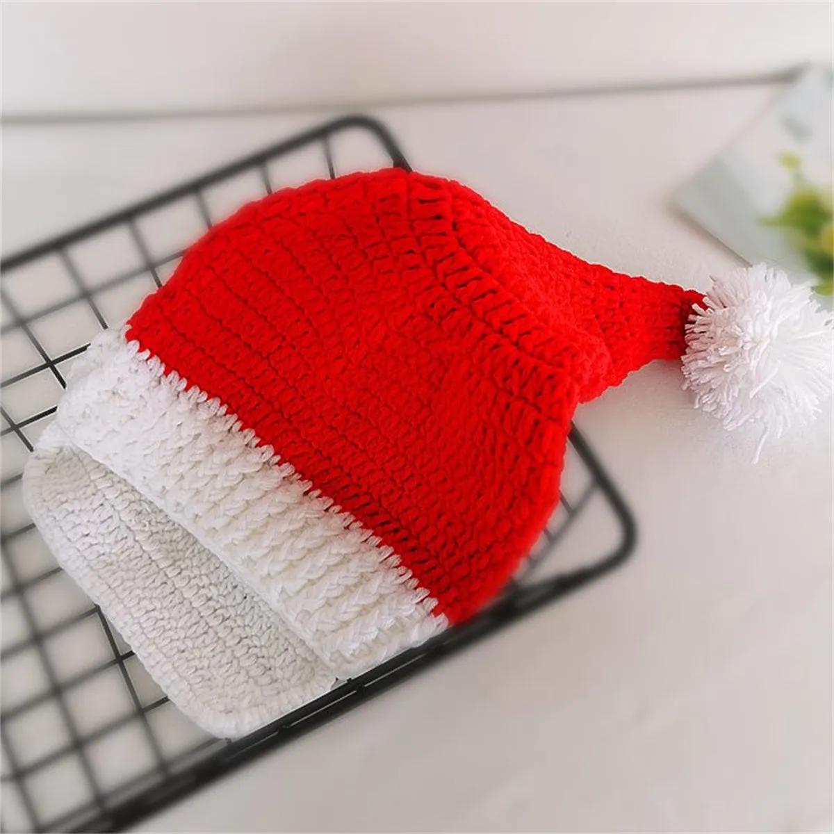 Santa's Hat Beanie Winter Soft Warm Hand Knitted Cap Christmas Bearded Hat for Men